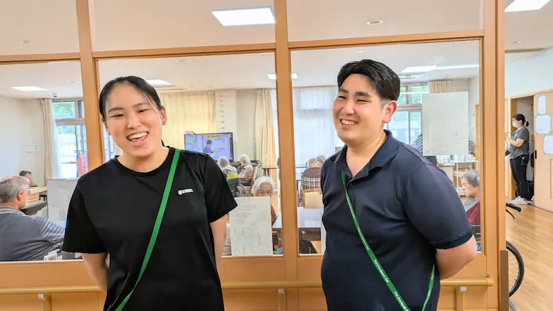 笑顔で働くなでしこの職員